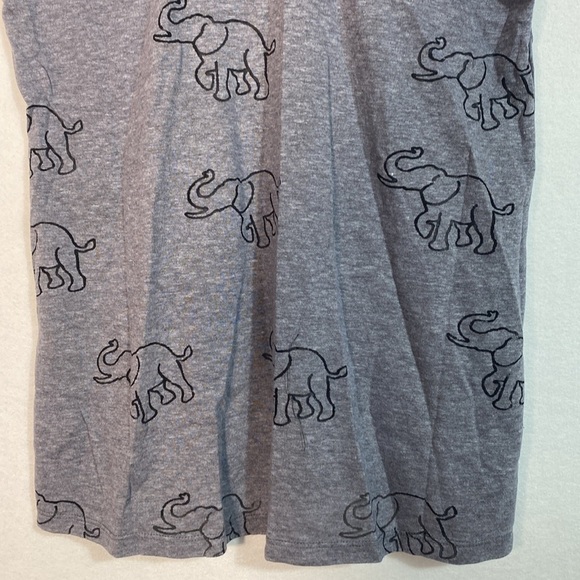 Terez Gray Elephant Graphic Tank Top size medium - Picture 8 of 10